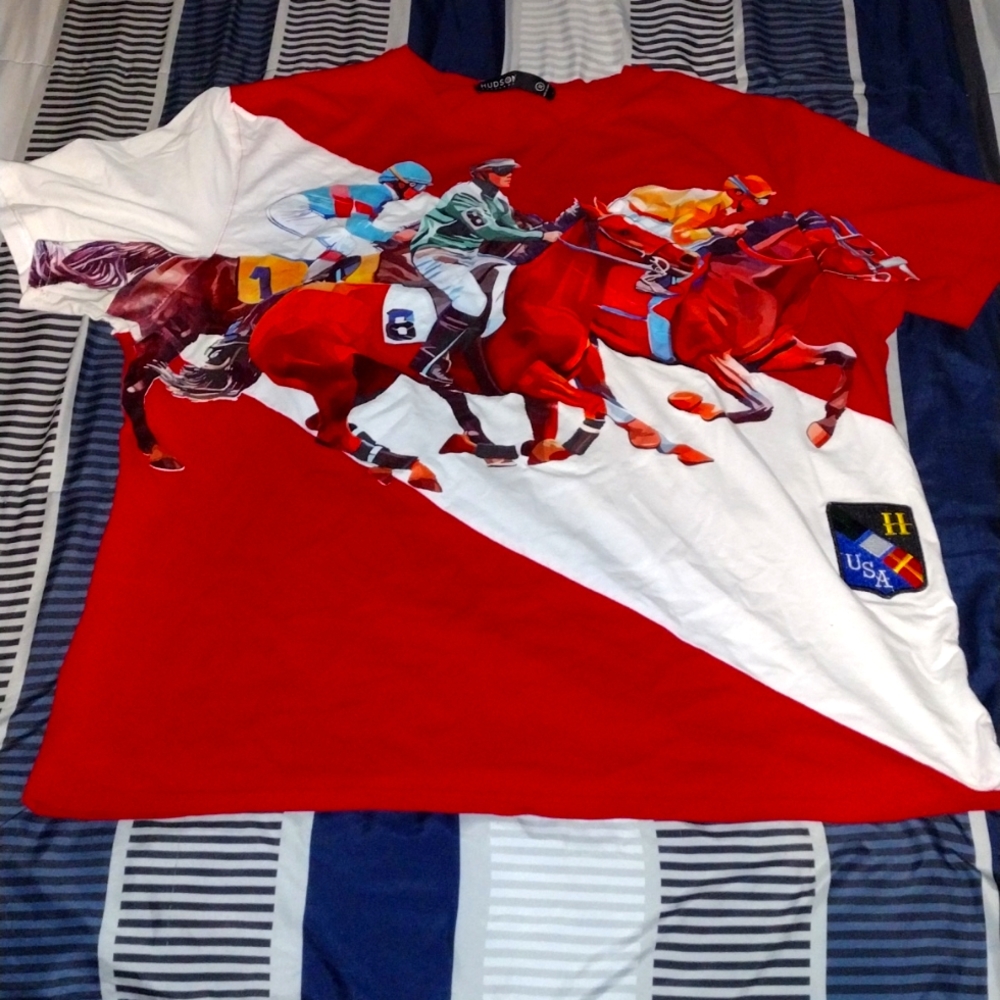 Sporty T- shirt, Hudson brand polo sport design, red and white shirt